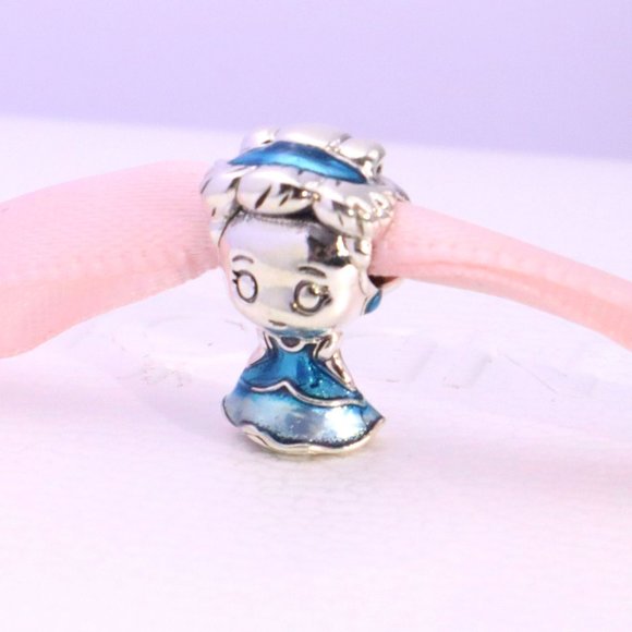Pandora Disney Cinderella Charm - Picture 1 of 7
